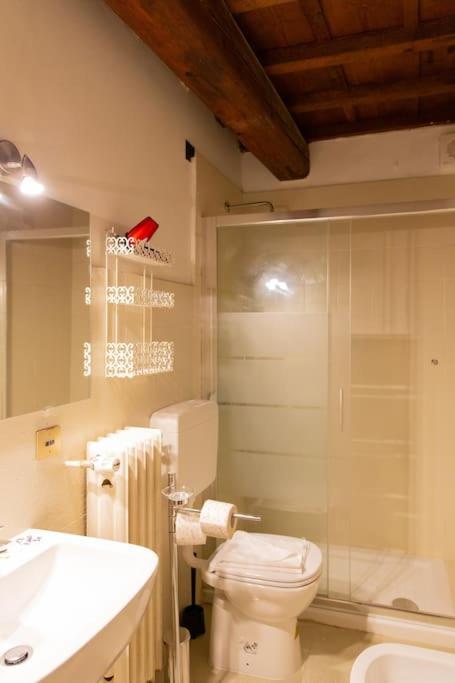 Charming 1Br Apartment فلورنس المظهر الخارجي الصورة